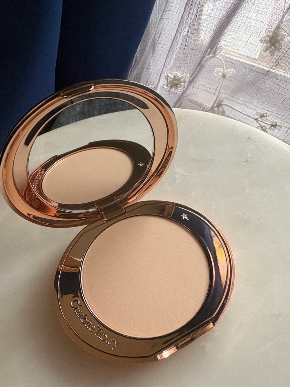 Charlotte Tilbury Setting Powder in 1 FAIR/ CLAIR โจNWOBโจ